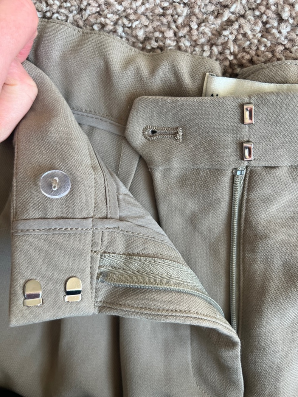 High-Waist Wide Leg Trousers in Taupe - Picture 6 of 10